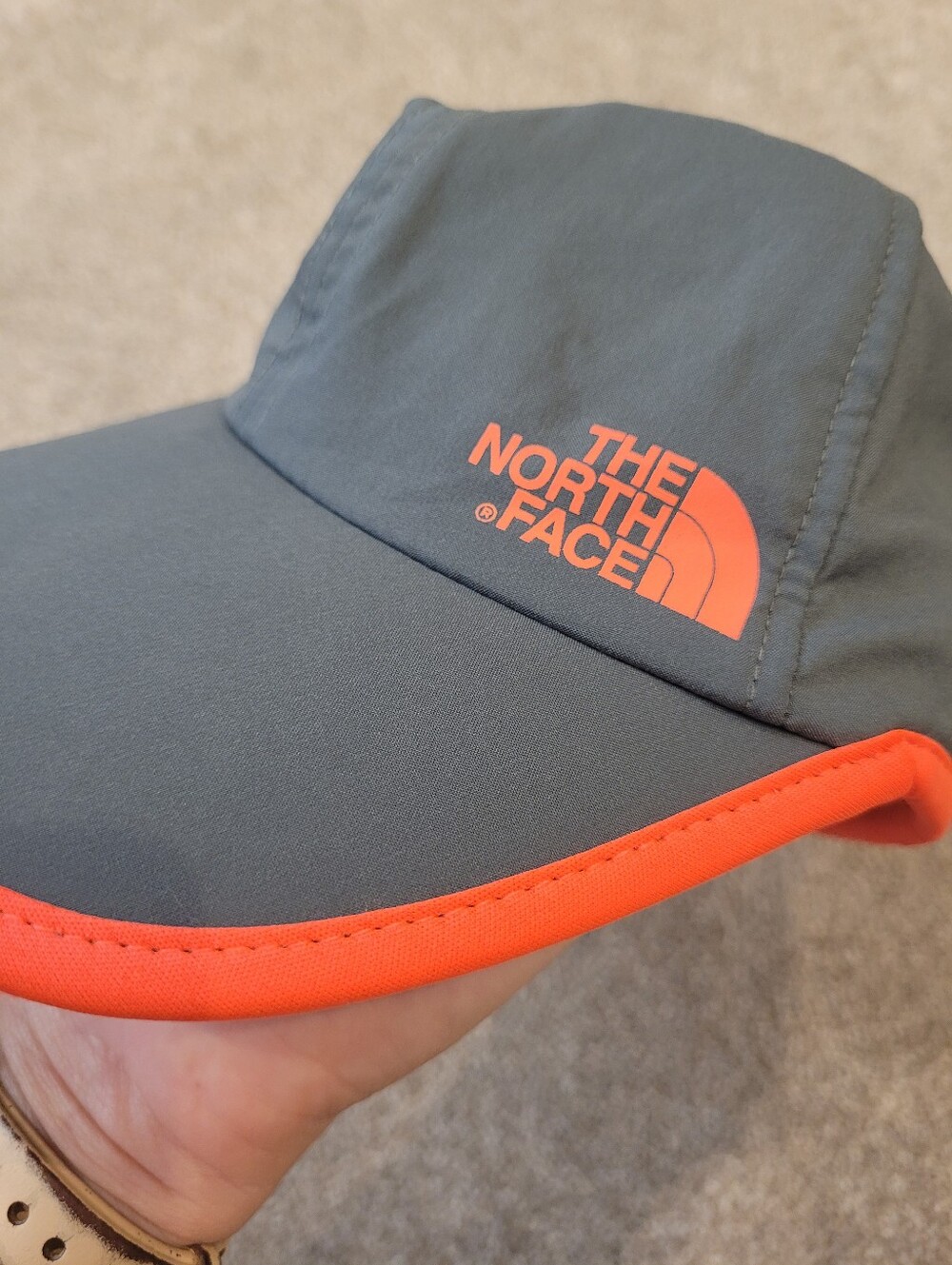 The North Face Adult Unisex Grey Performance Cap - Picture 2 of 4